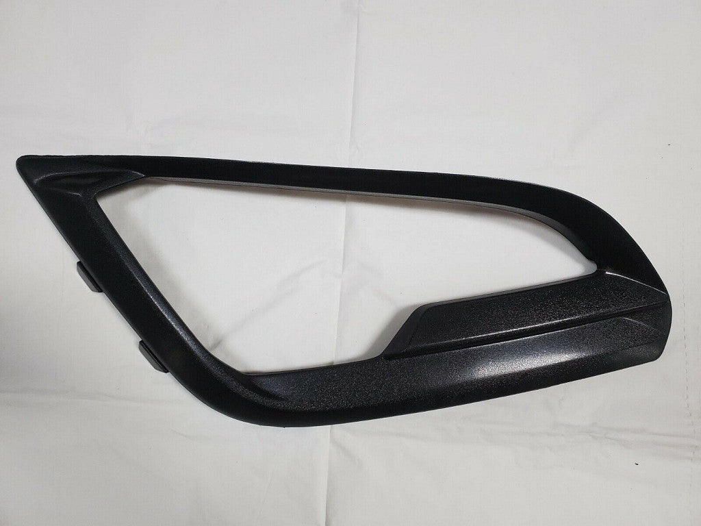 Fog Lamp Bezel Front Passenger Side Textured For Ford - FO1039185