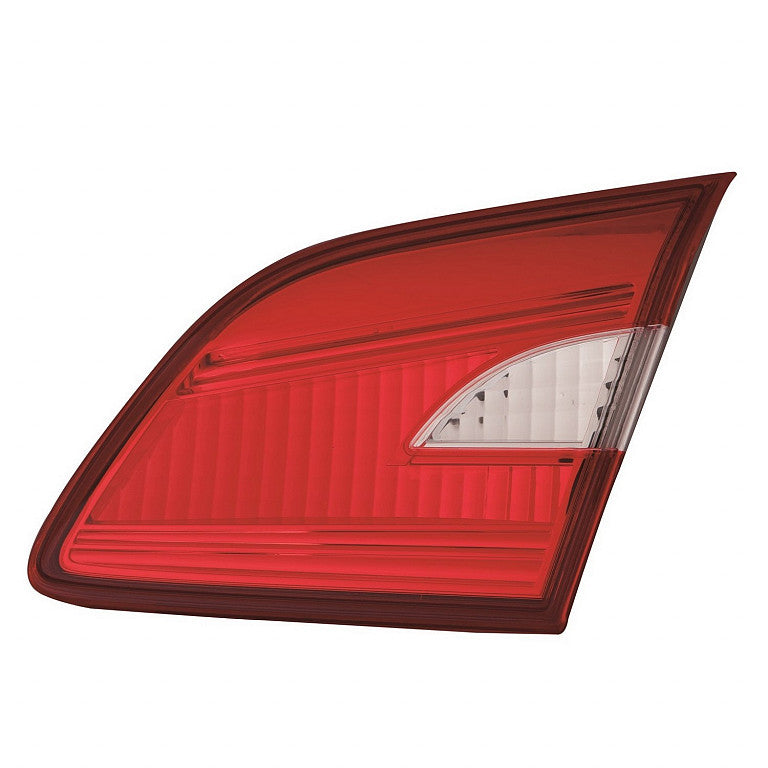 Trunk Lamp Passenger Side (Backup Lamp) Capa For Nissan - NI2803111C