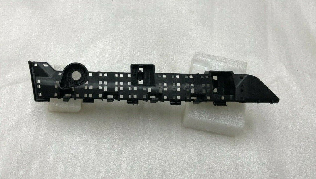 Bumper Retainer Front Passenger Side Plastic For Subaru - SU1043107