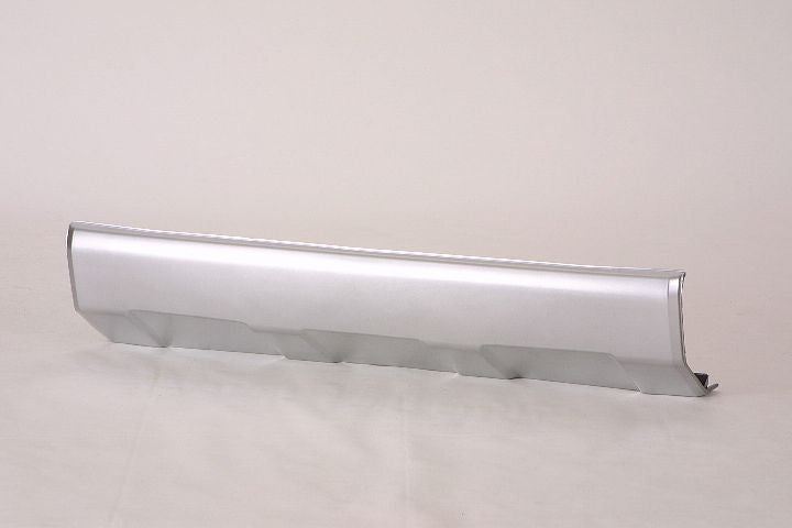 Valance Front Painted Silver Gray M/T To Jan 2007 For Toyota - TO1095200