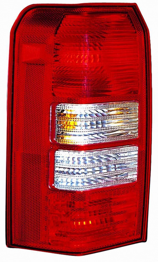 Tail Lamp Driver Side 2 Hole High Quality For Jeep - ch2800181