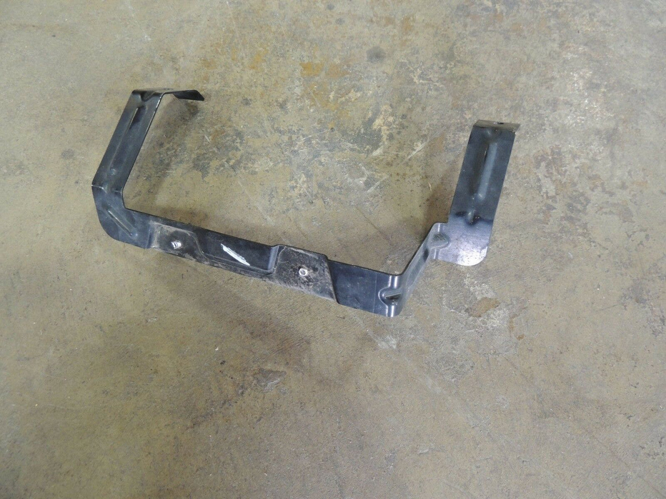 Bumper Mounting Bracket Rear Driver Side Steel For Ford - FO1162107