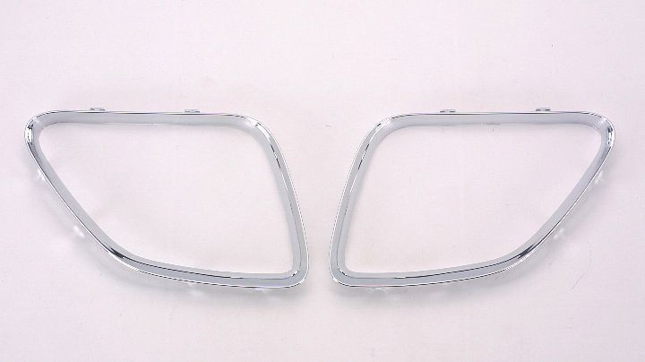 Grille Upper Outer Chrome Driver Side For Pontiac - GM1200542