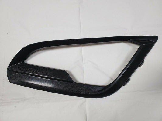 Fog Lamp Bezel Front Driver Side Textured For Ford - FO1038185
