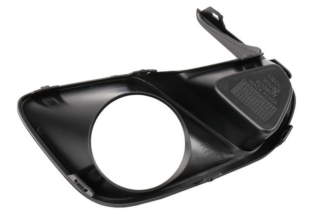 Fog Lamp Bezel Front Passenger Side For Chevrolet - GM1039202