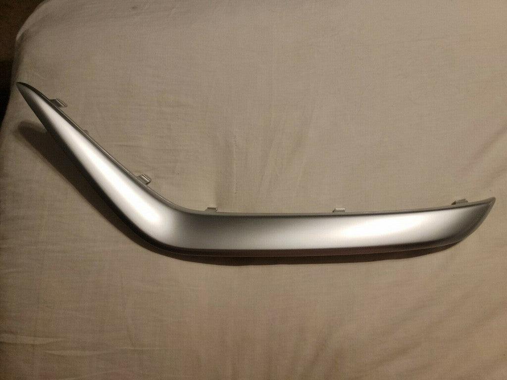 Bumper Moulding Rear Passenger Side Ptd Gray Exclude Plug In Model For Kia - KI1147103