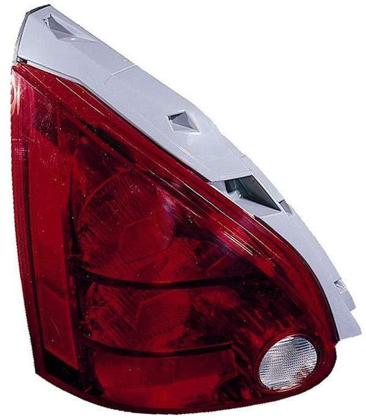 Tail Lamp Passenger Side Capa For Nissan - NI2801160C
