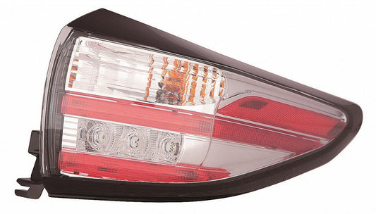 Tail Lamp Passenger Side Capa For Nissan - NI2805103C