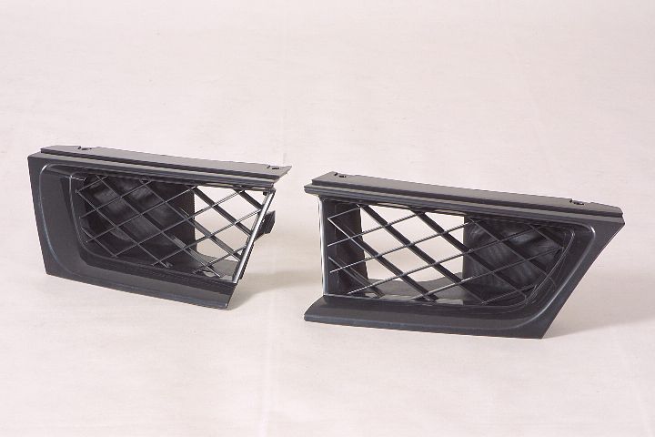 Grille Driver Side Outer Matt-Black Expt Outback For Subaru - SU1200135