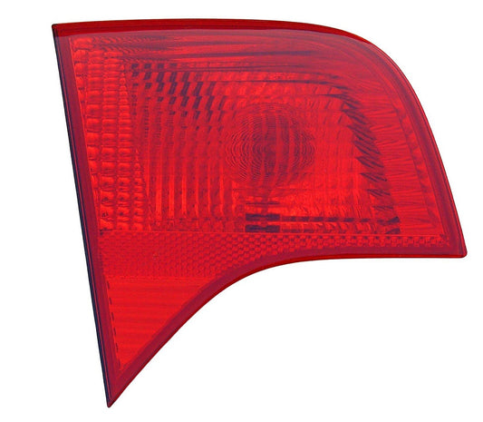 Trunk Lamp Passenger Side For Audi - AU2801104