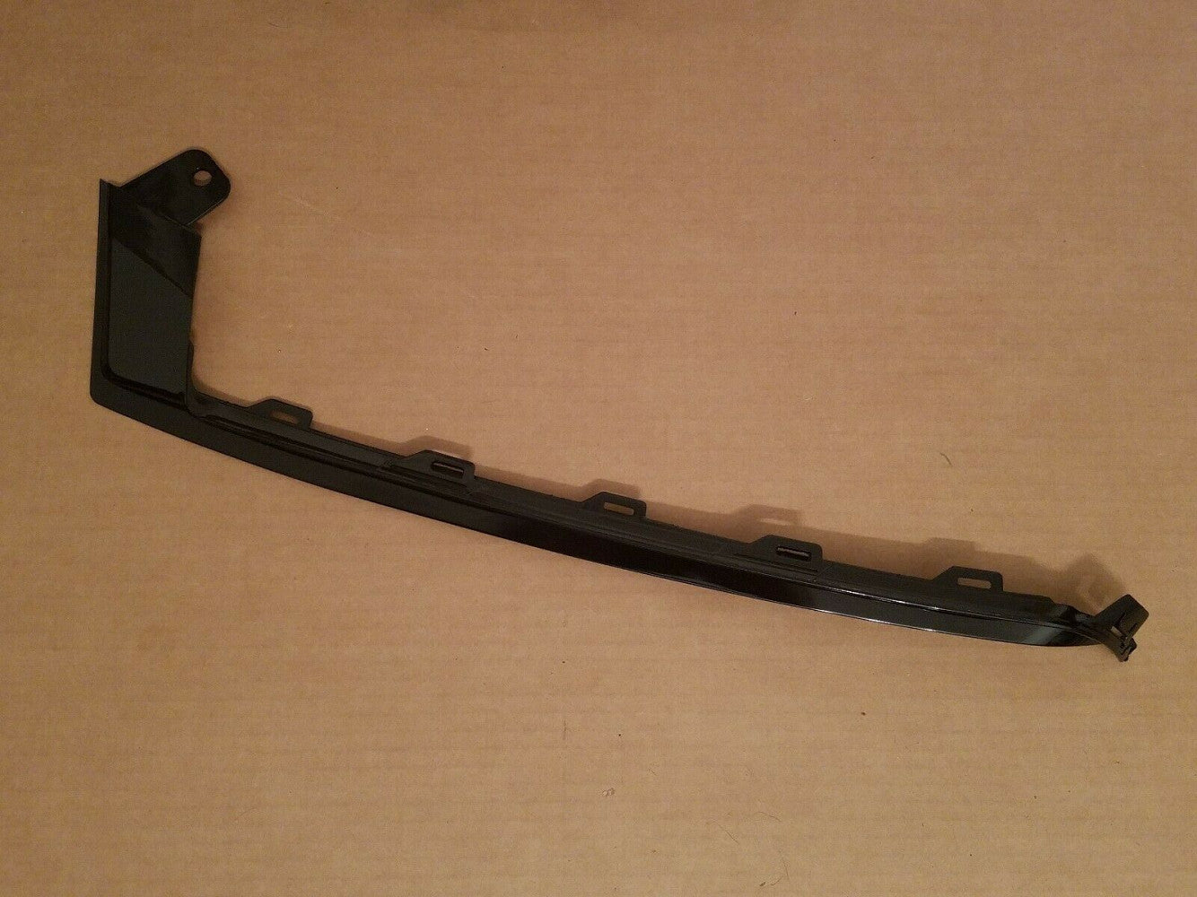 Bumper Moulding Front Passenger Side Lower Ptd Black For Honda - HO1047102